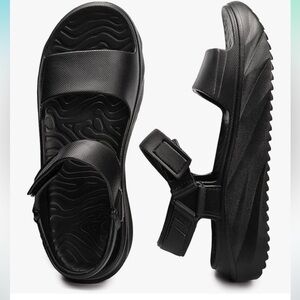 Cushion strap sandals new